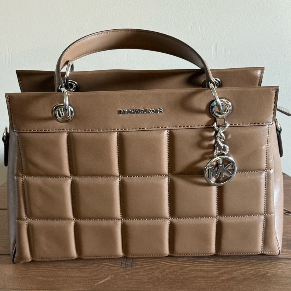 Michael Kors Susan Medium Quilted Leather Tote